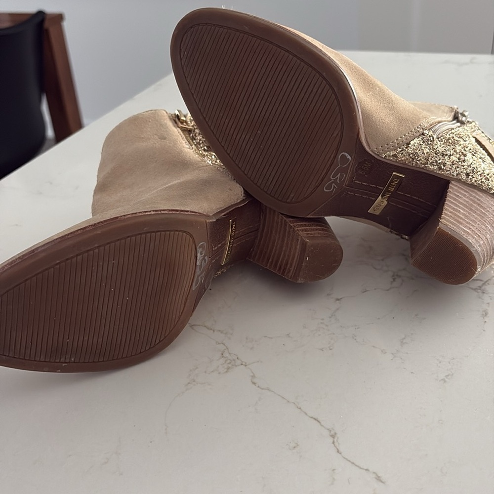 Booties - Picture 4 of 4